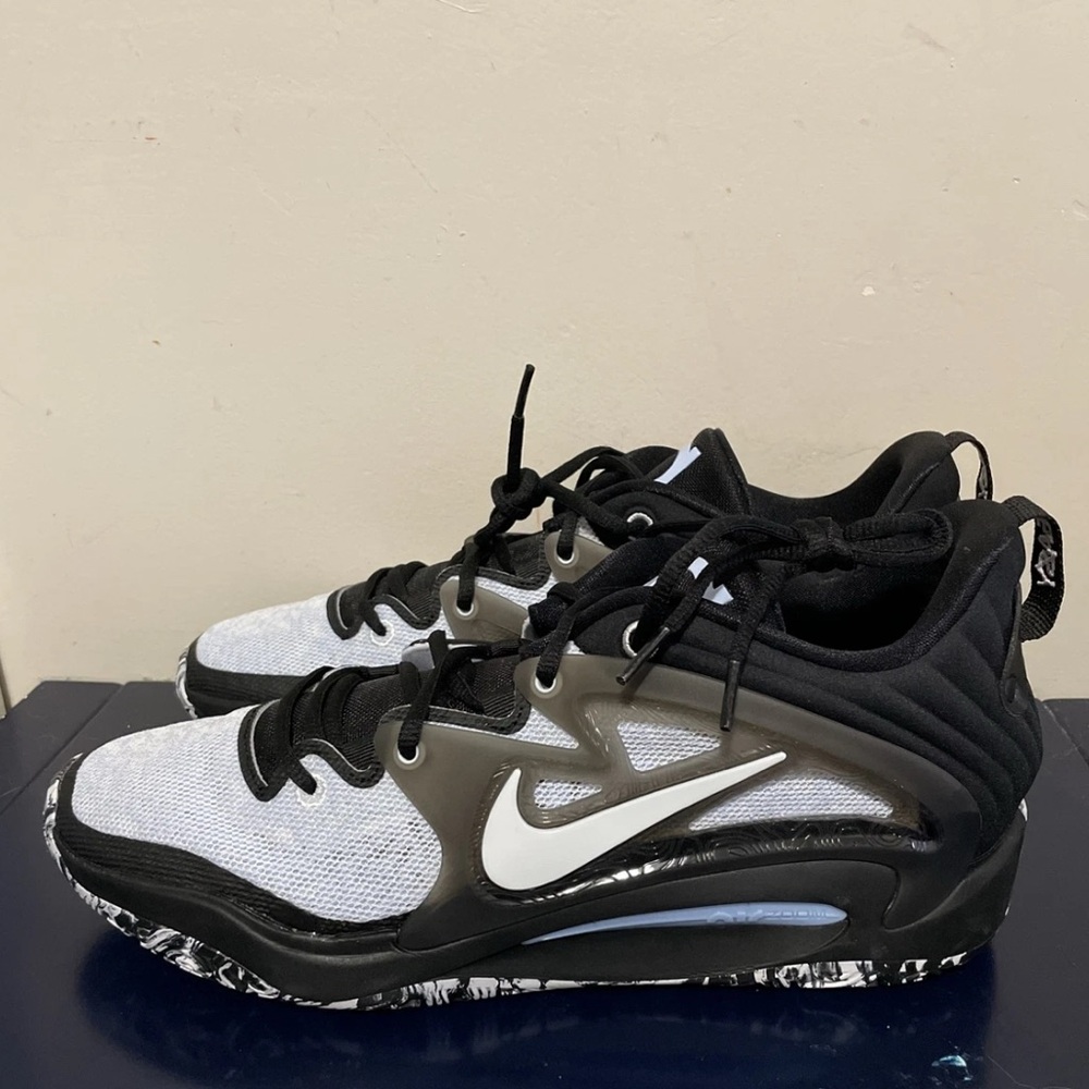 used mens Nike KD’s
